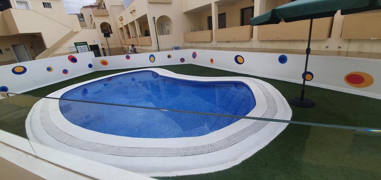 Mareverde Vista Mare Con Tres Piscinas 阿德耶 外观 照片